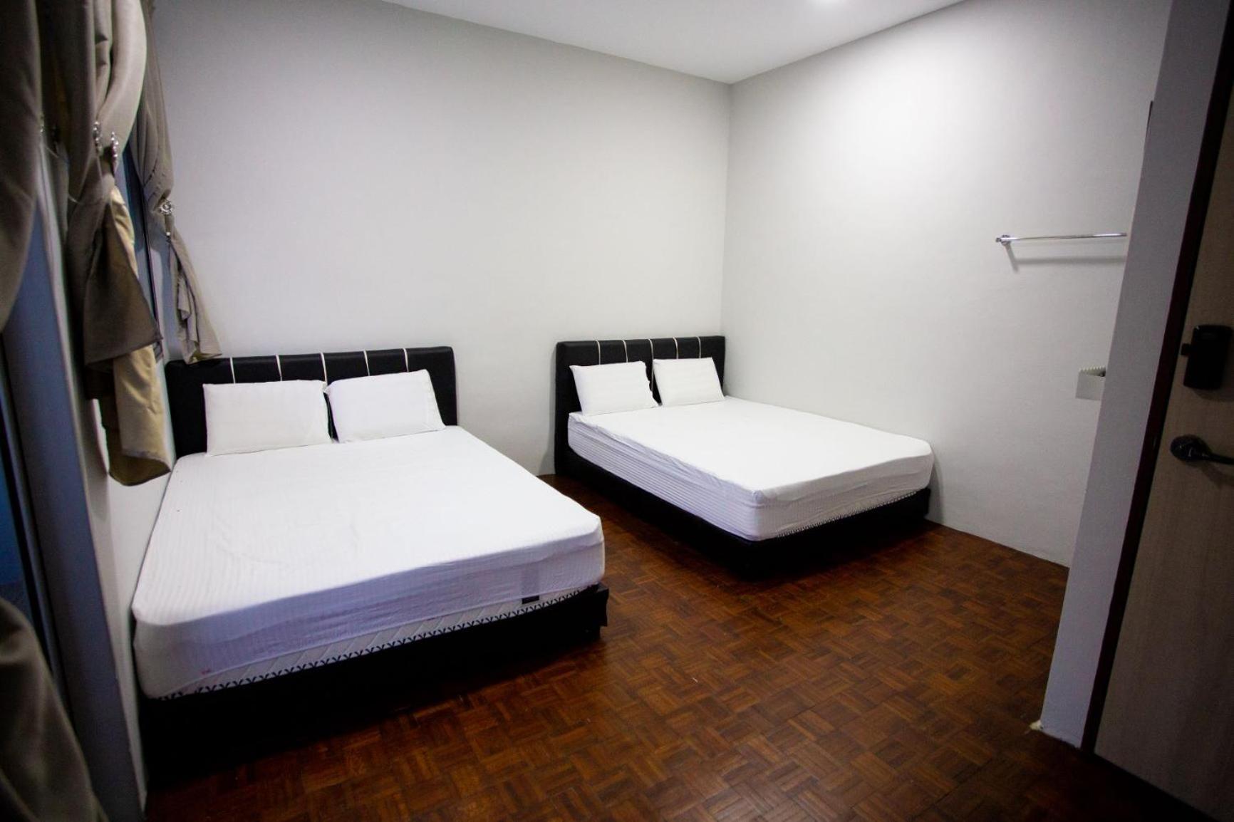 OYO HOME 90261 Hom2rex Kuching Homestay Luaran gambar